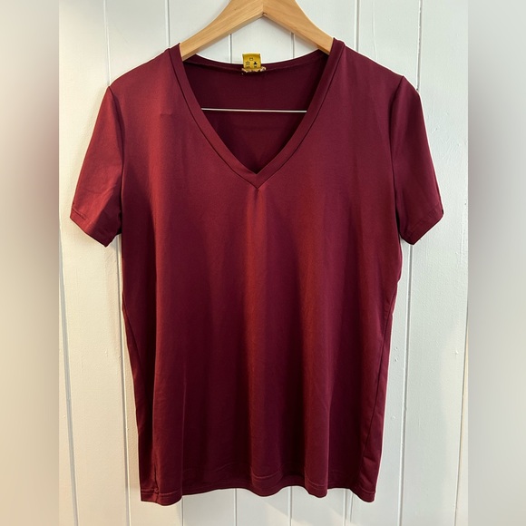 Maroon T-Shirt - Picture 1 of 3